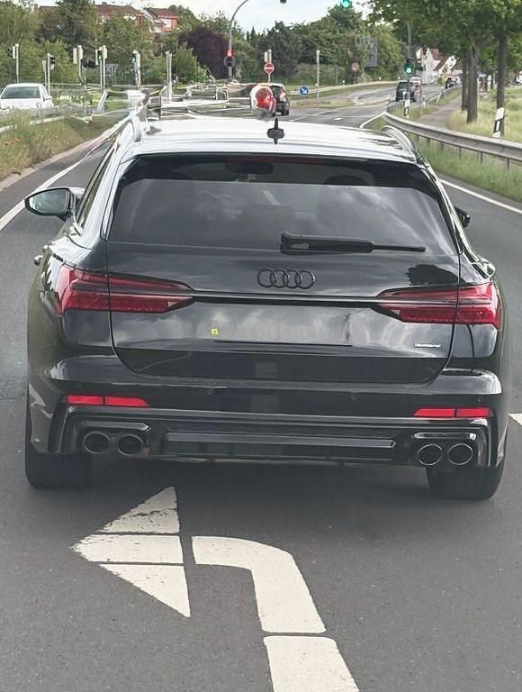 Gebraucht Audi A6 Sport 245 PS (180 kW) 2020 Schwarz Kombi