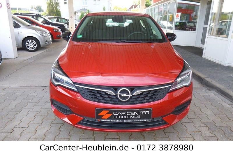 Gebraucht Opel Astra Edition 110 PS (80 kW) 2021 Rot Limousine