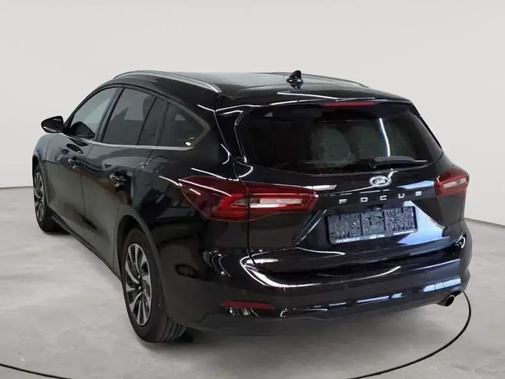 Gebraucht Ford Focus 116 PS (85 kW) 2023 Schwarz Limousine