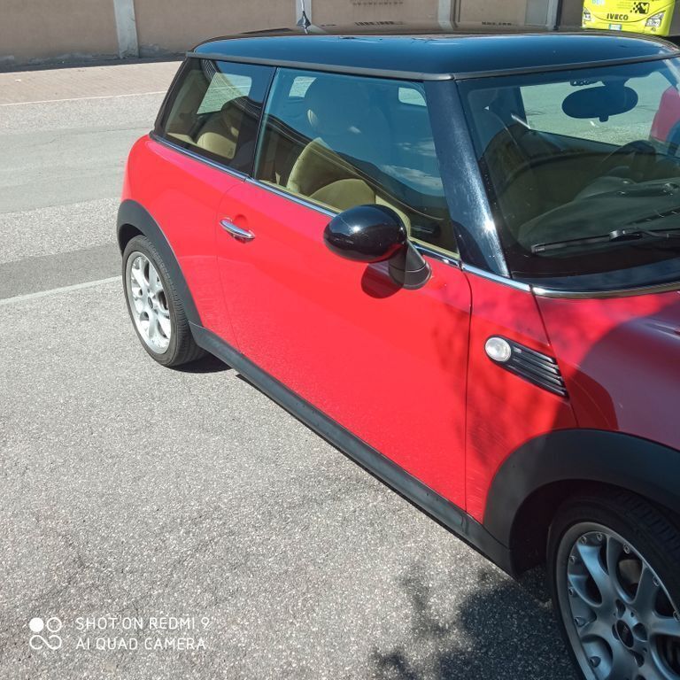 Rot Gebraucht 2010 Mini Cooper Kleinwagen | 6.500 € (Fairer Preis) - Bild 1/4