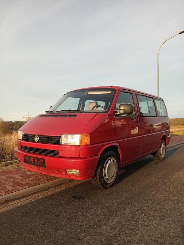 Second-hand VW T4 77 CP (56 kW) 1994 Roșu Van
