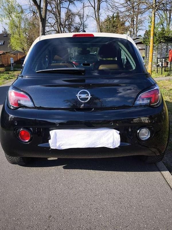Second-hand Opel Adam 101 CP (74 kW) 2019 Negru Hatchback