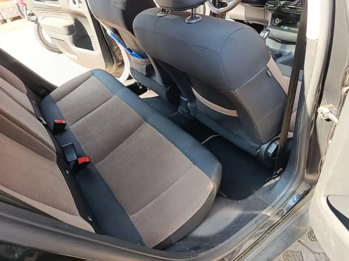 Used Citroën C4 Live 82 HP (60 kW) 2017 Black Sedan