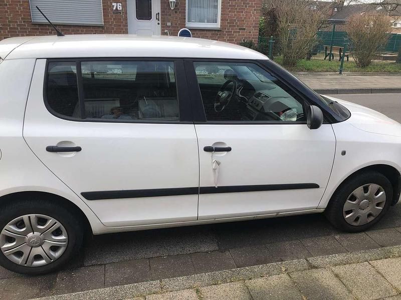 Gebraucht 2013 Skoda Fabia Comfort Kleinwagen | 4.500 € (Fairer Preis) - Bild 1/4