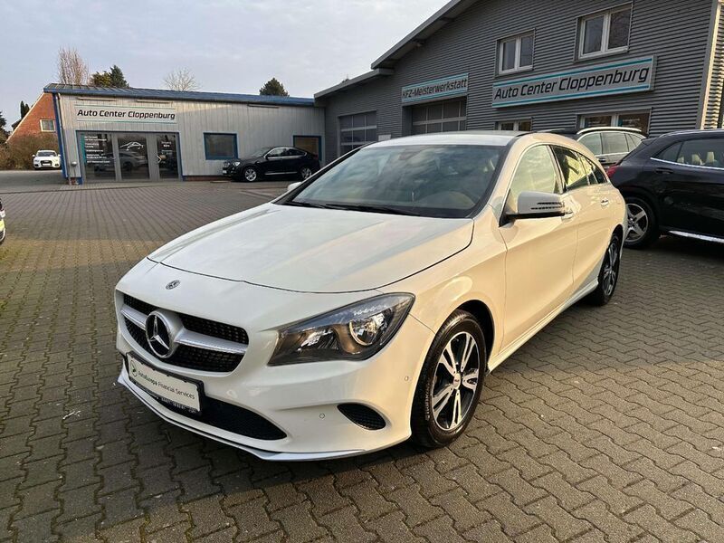 Weiß Gebraucht 2017 Mercedes CLA200 Shooting Brake Kombi | 14.990 € (Fairer Preis) - Bild 1/4