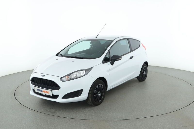 Weiß Gebraucht 2016 Ford Fiesta Ambiente Kleinwagen | 8.170 € (Fairer Preis) - Bild 1/4