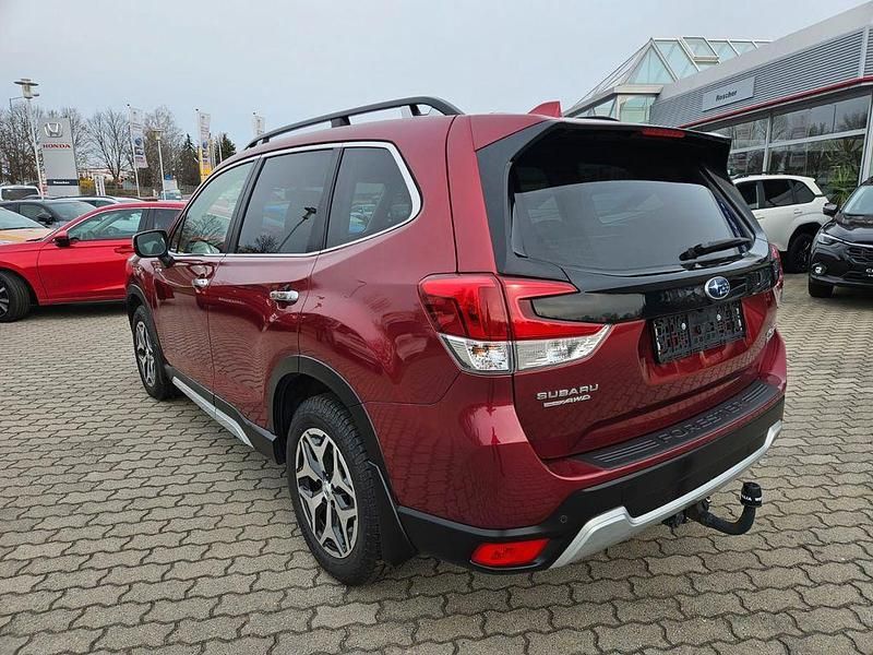 Gebraucht Subaru Forester Comfort 150 PS (110 kW) 2020 Crimson red (p) SUV