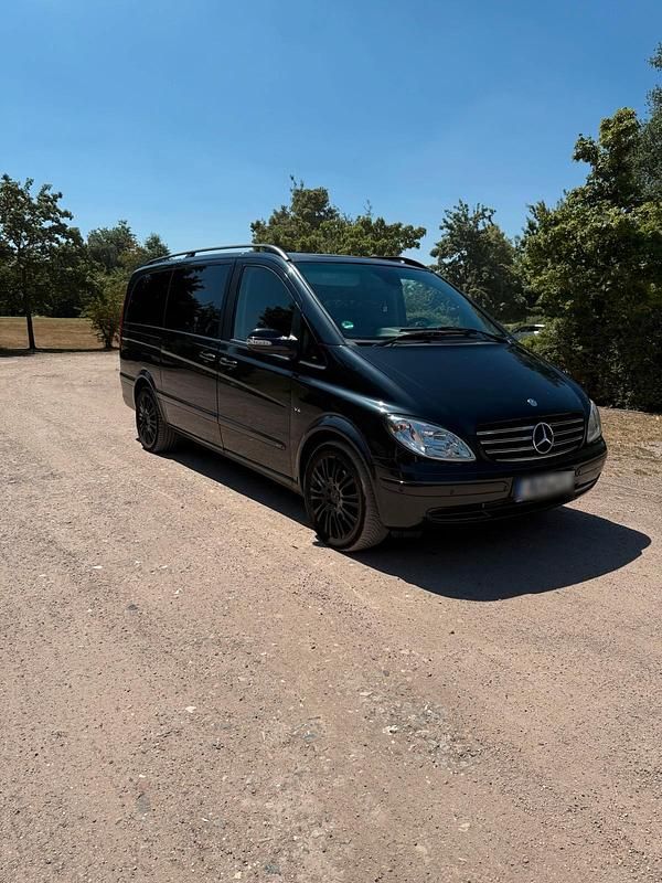 Usata Mercedes Viano 2007 Nero Monovolume