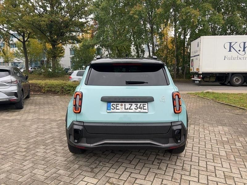 Gebraucht Renault 4 E-Tech Komfort 77 kW (106 PS) 2025 Hautsdefrancegrün, black pe SUV