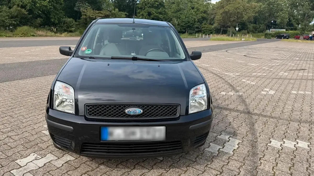 Gebraucht Ford Fusion 80 PS (58 kW) 2005 Schwarz Kleinwagen