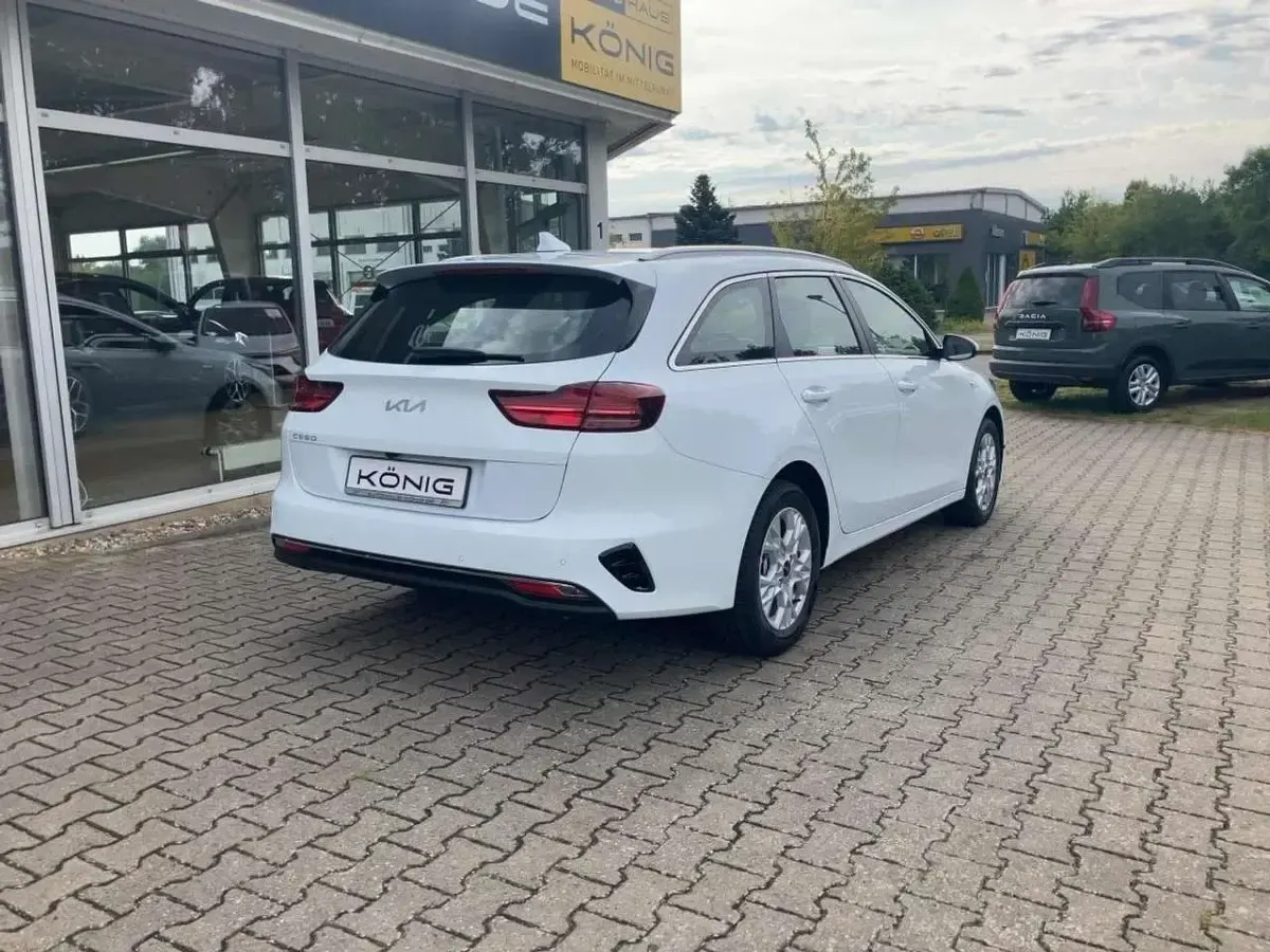 Gebraucht Kia Ceed Sportswagon Vision 140 PS (102 kW) 2025 Weiß Kombi