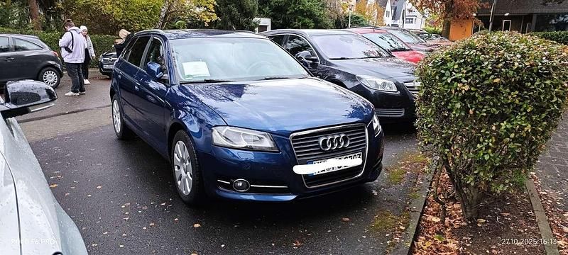 Blau Gebraucht 2012 Audi A3 Sportback Kleinwagen | 4.700 € (Superpreis) - Bild 1/4