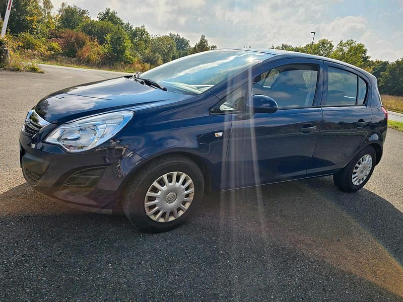 Blau Gebraucht 2013 Opel Corsa Kombi | 3.700 € (Guter Preis) - Bild 1/4