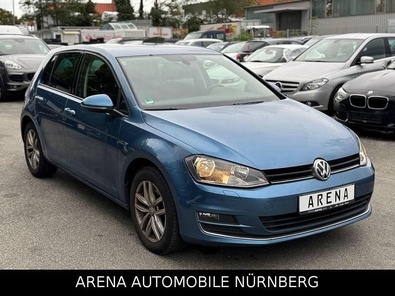 Blau Gebraucht 2015 VW Golf VII LOUNGE Limousine | 8.999 € (Guter Preis) - Bild 1/4