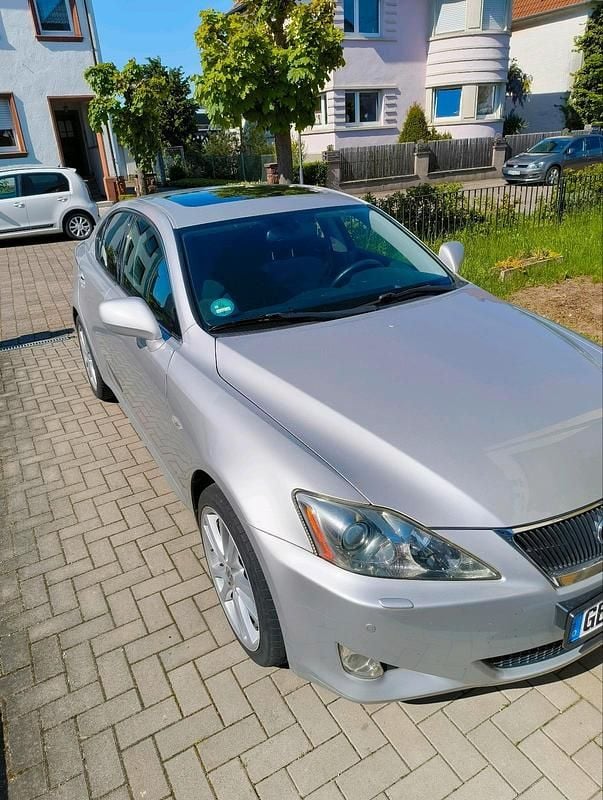 Gebraucht Lexus IS220d 177 PS (130 kW) 2007 Silber Limousine