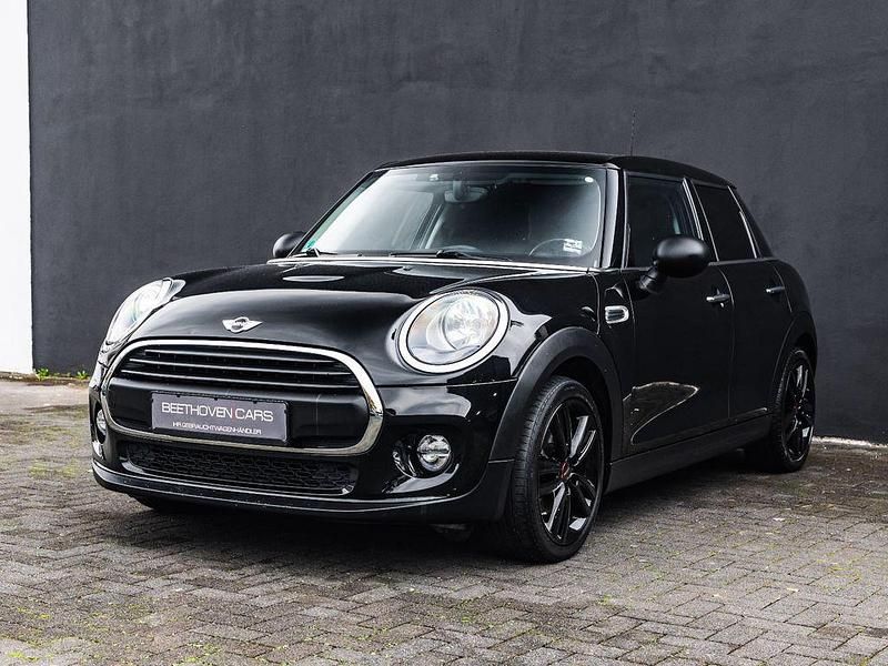Gebraucht Mini ONE 75 PS (55 kW) 2015 Schwarz Kleinwagen