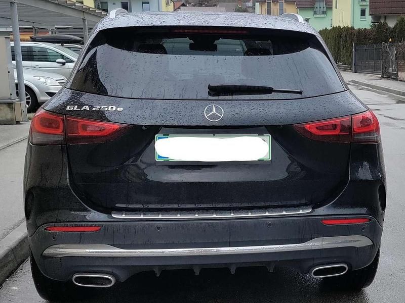 Second-hand Mercedes GLA250 AMG 218 CP (160 kW) 2021 Negru SUV