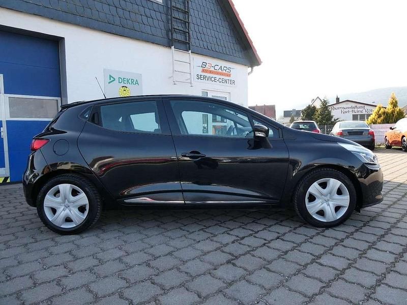 Gebraucht Renault Clio IV Dynamique 90 PS (66 kW) 2015 Schwarz Kleinwagen