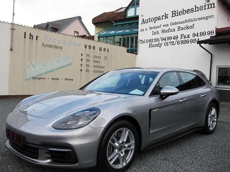 Gtsilber metallic Gebraucht 2020 Porsche Panamera S E-Hybrid Sport Turismo Limousine | 58.999 € (Superpreis) - Bild 1/4