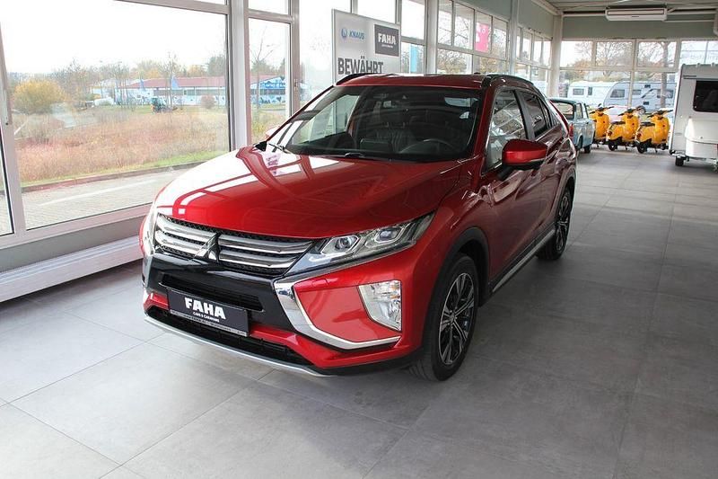 Rot Gebraucht 2020 Mitsubishi Eclipse Cross Diamant Edition SUV | 19.990 € (Etwas zu teuer) - Bild 1/4