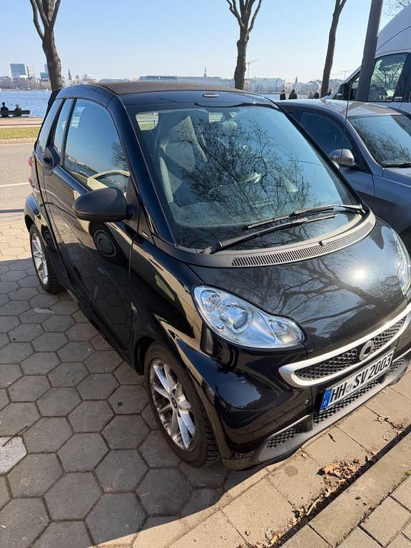 Gebraucht Smart ForTwo Cabrio Pure 71 PS (52 kW) 2013 Schwarz Cabrio