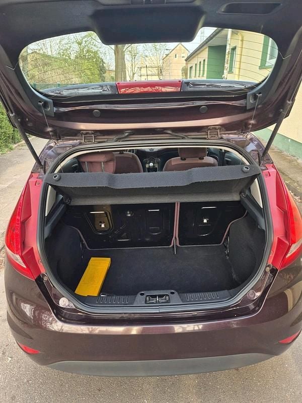 Gebraucht Ford Fiesta 86 PS (63 kW) 2009 Kleinwagen