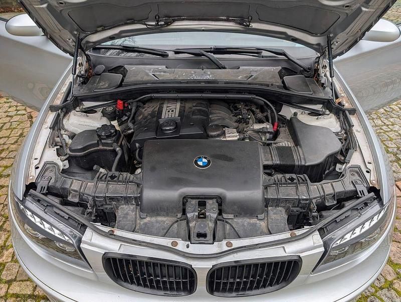 Gebraucht BMW 118 Performance 143 PS (105 kW) 2007 Silber Kleinwagen