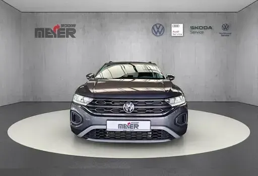 Gebraucht VW T-Roc Move 116 PS (85 kW) 2024 Grau SUV