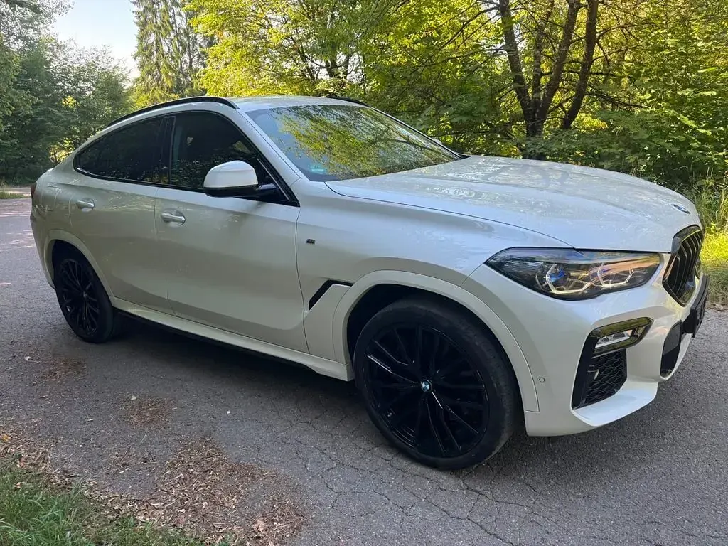 Gebraucht BMW X6 M Sport 340 PS (250 kW) 2021 Weiß SUV