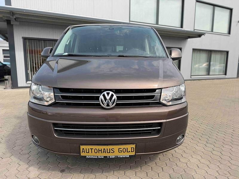 Gebraucht VW Multivan Highline 179 PS (131 kW) 2015 Braun Van / Kleinbus