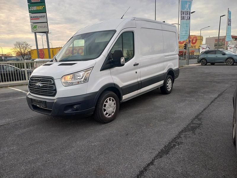 Weiß Gebraucht 2017 Ford Transit Van / Kleinbus | 9.450 € - Bild 1/4
