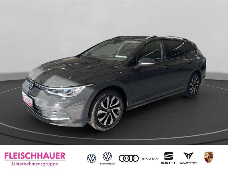 Uranograu Gebraucht 2023 VW Golf VIII Active Kombi | 20.880 € (Guter Preis) - Bild 1/4
