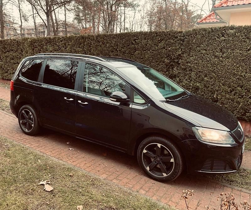 Gebraucht Seat Alhambra 140 PS (102 kW) 2011 Schwarz Van / Kleinbus
