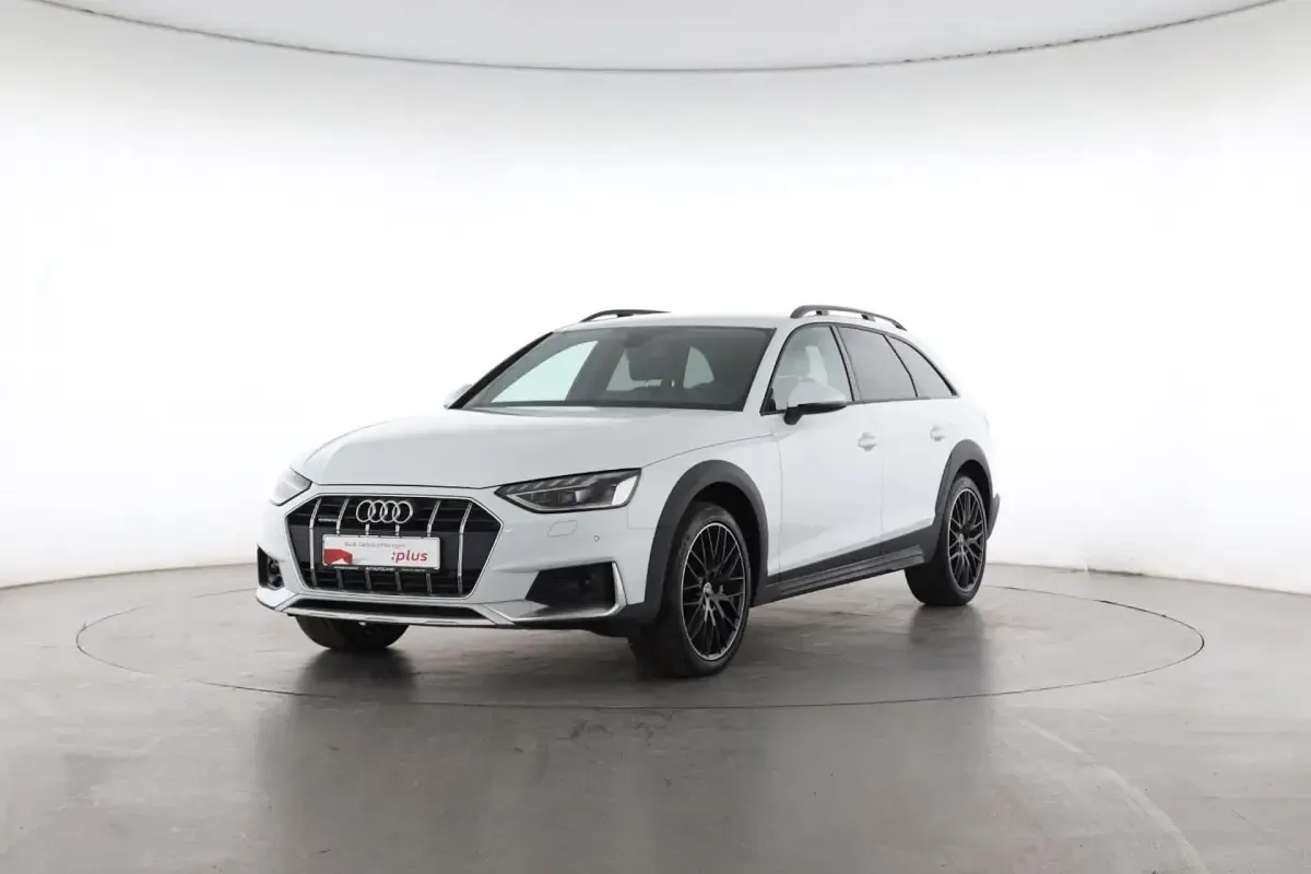 Gebraucht Audi A4 Allroad Sport 204 PS (150 kW) 2022 Gletscherweiß Kombi