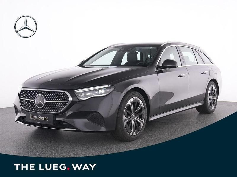 Grau metalliclack graphitgrau Gebraucht 2024 Mercedes E300 Avantgarde Kombi | 51.775 € (Superpreis) - Bild 1/4