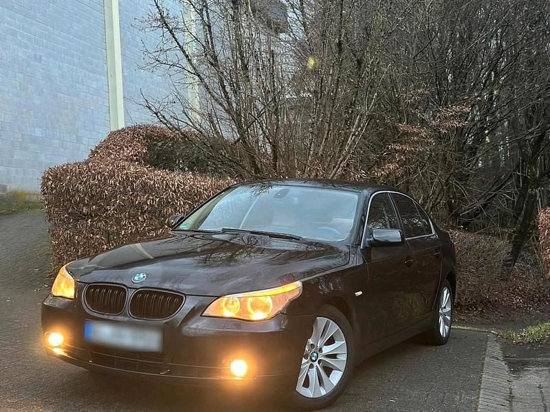 Schwarz Gebraucht 2005 BMW 525 Limousine | 3.000 € (Guter Preis) - Bild 1/4
