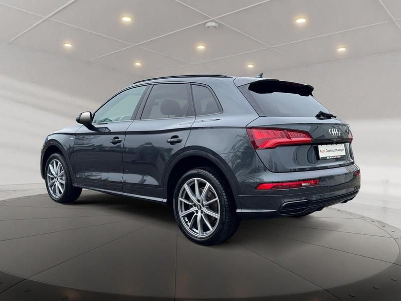 Gebraucht Audi Q5 S-Line 190 PS (139 kW) 2020 Manhattangrau metallic SUV
