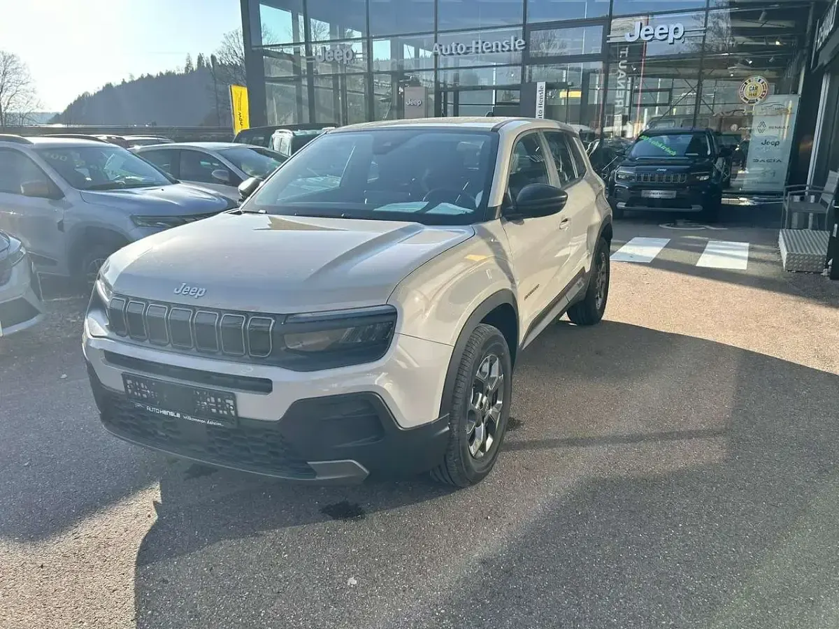 Neu Jeep Avenger Longitude 101 PS (74 kW) 2026 Stone grey metallic clear coat SUV