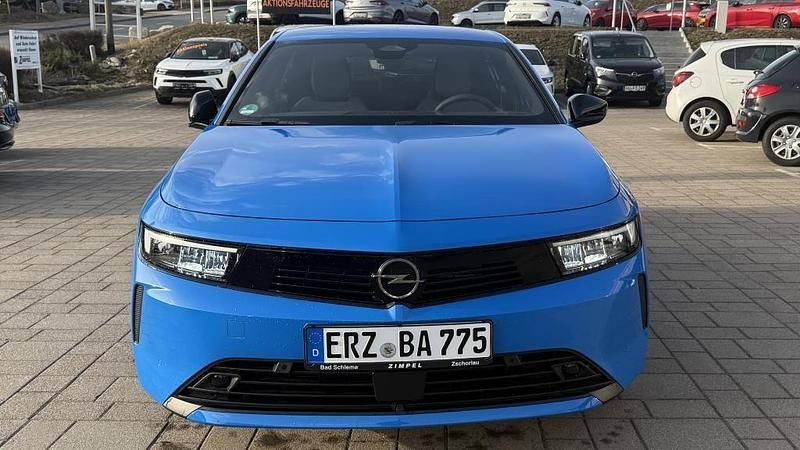 Gebraucht Opel Astra Edition 131 PS (96 kW) 2025 Blau Limousine