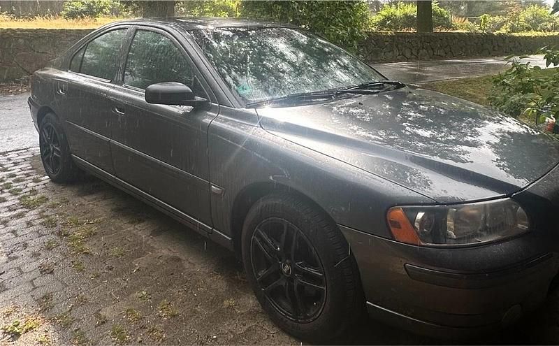 Gebraucht Volvo S60 140 PS (102 kW) 2005 Grau Limousine