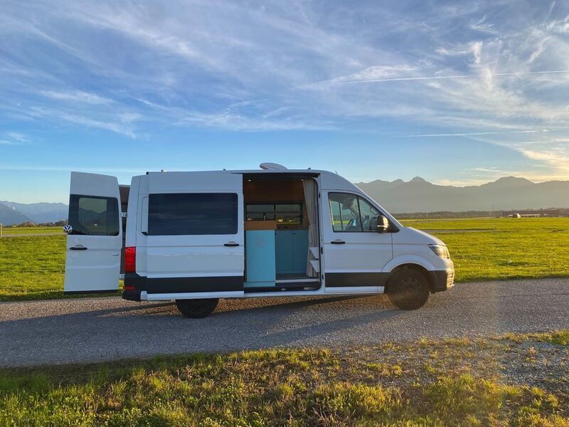 Weiß Gebraucht 2017 VW Crafter Van | 45.000 € - Bild 1/4
