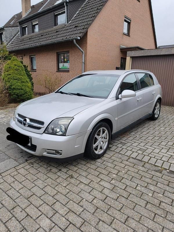 Gebraucht Opel Signum 175 PS (128 kW) 2004 Silber Kleinwagen