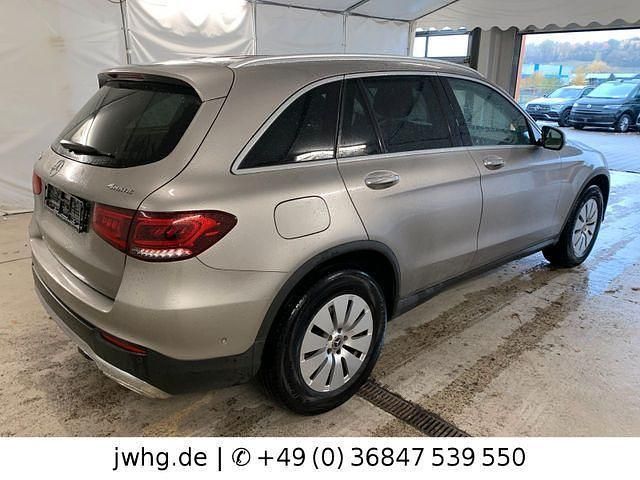 Gebraucht Mercedes 200 163 PS (119 kW) 2022 SUV