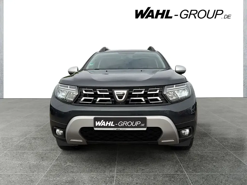 Używany Dacia Duster Prestige 116 KM (85 kW) 2022 Szary SUV