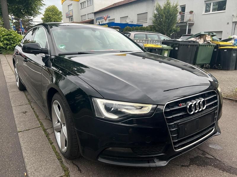 Schwarz Gebraucht 2015 Audi A5 Sportback Kleinwagen | 11.950 € (Etwas zu teuer) - Bild 1/4