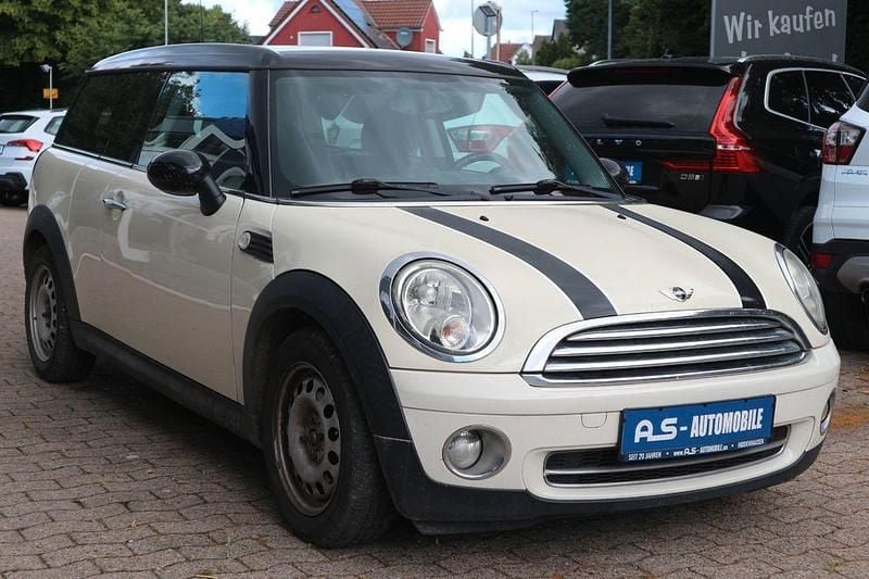 Weiß Gebraucht 2009 Mini Cooper Clubman Kombi | 2.790 € (Guter Preis) - Bild 1/4