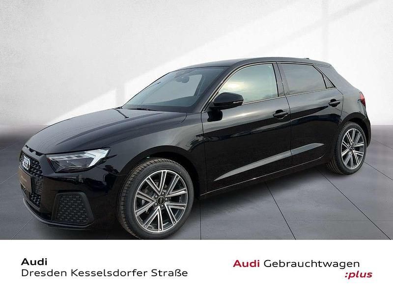 Mythosschwarz metallic Neu 2025 Audi A1 Kleinwagen | 24.890 € (Superpreis) - Bild 1/4