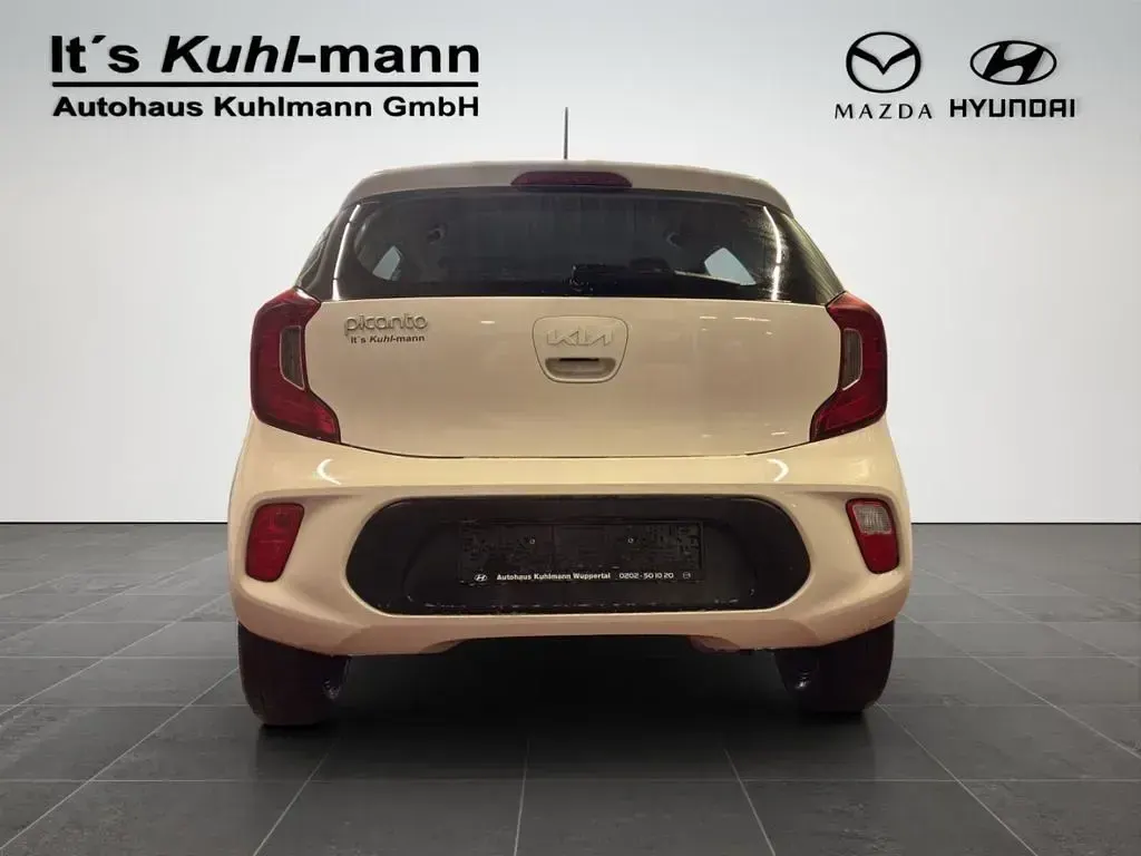 Gebraucht Kia Picanto Edition 7 67 PS (49 kW) 2023 Weiß Kleinwagen
