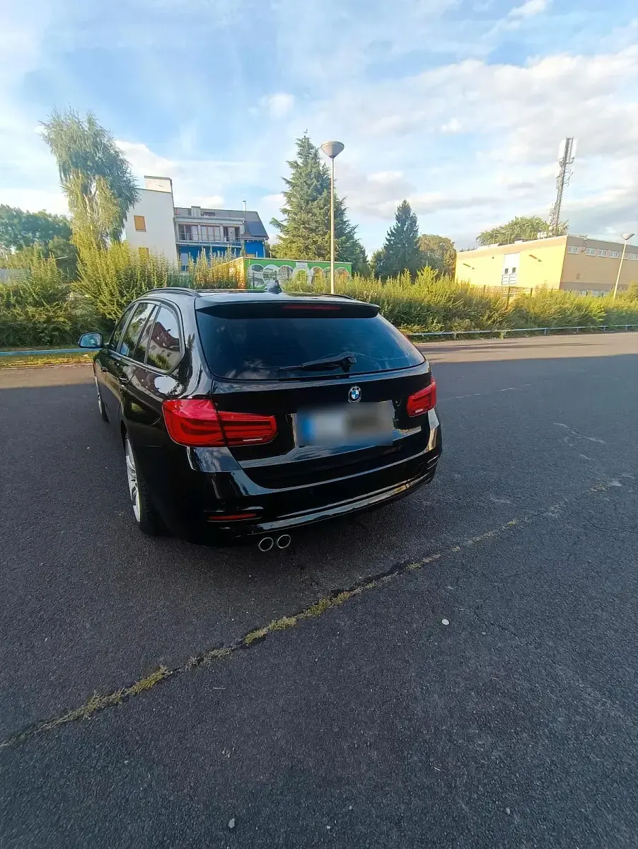 Gebraucht BMW 320 190 PS (139 kW) 2016 Schwarz Kombi