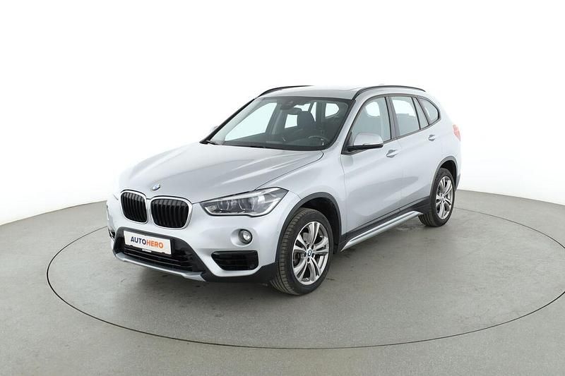 Grau Gebraucht 2017 BMW X1 Sport Line SUV | 15.740 € (Guter Preis) - Bild 1/3
